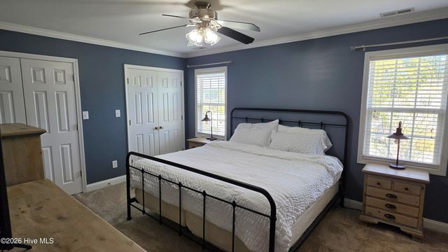 128 Madison Bay Drive, Beaufort, NC 28516