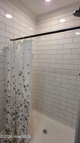 128 Madison Bay Drive, Beaufort, NC 28516