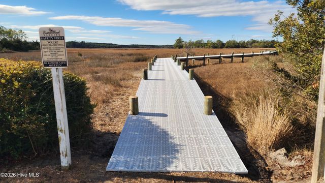 128 Madison Bay Drive, Beaufort, NC 28516