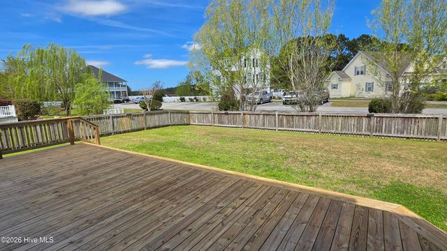 128 Madison Bay Drive, Beaufort, NC 28516