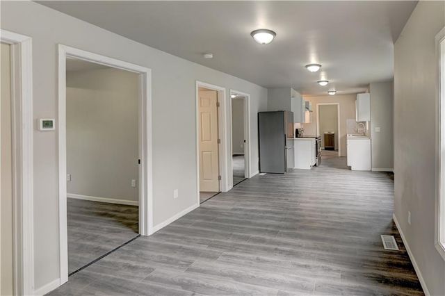 6120 Elmwood Avenue, Kansas City, MO 64130