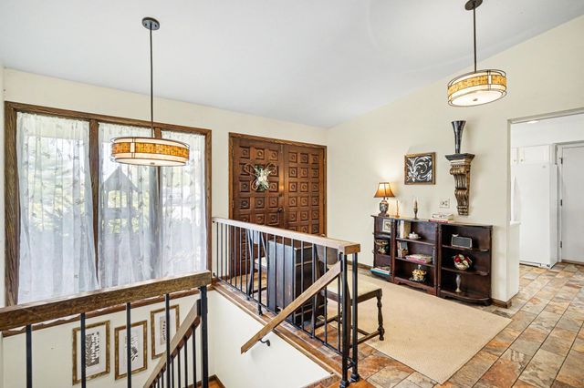 13416 Washburn Drive, Burnsville, MN 55337