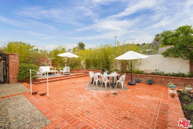 1387 Avenida De Cortez, Pacific Palisades (los Angeles), CA 90272