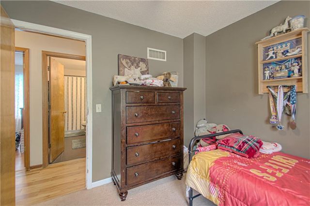 701 N Jesse Street, Kearney, MO 64060
