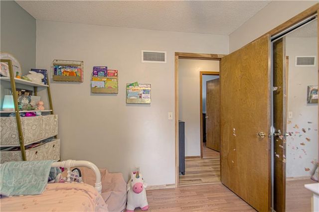 701 N Jesse Street, Kearney, MO 64060