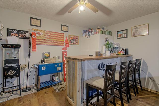 701 N Jesse Street, Kearney, MO 64060