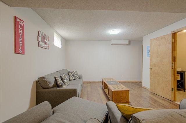 701 N Jesse Street, Kearney, MO 64060