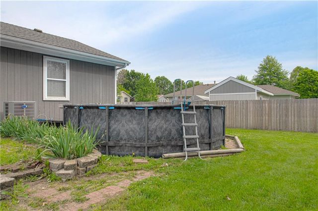 701 N Jesse Street, Kearney, MO 64060