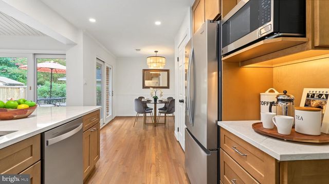 1514 SHENANDOAH RD, Alexandria, VA 22308