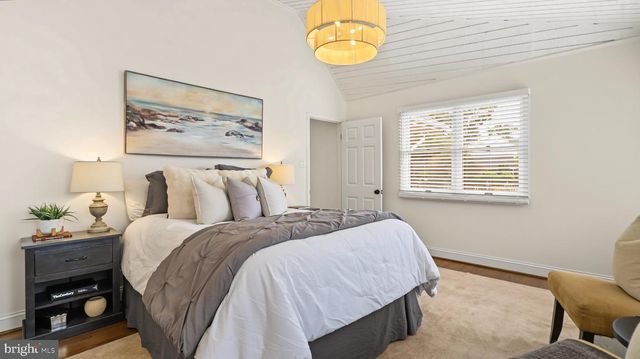 1514 SHENANDOAH RD, Alexandria, VA 22308