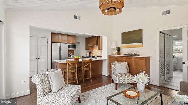 1514 SHENANDOAH RD, Alexandria, VA 22308