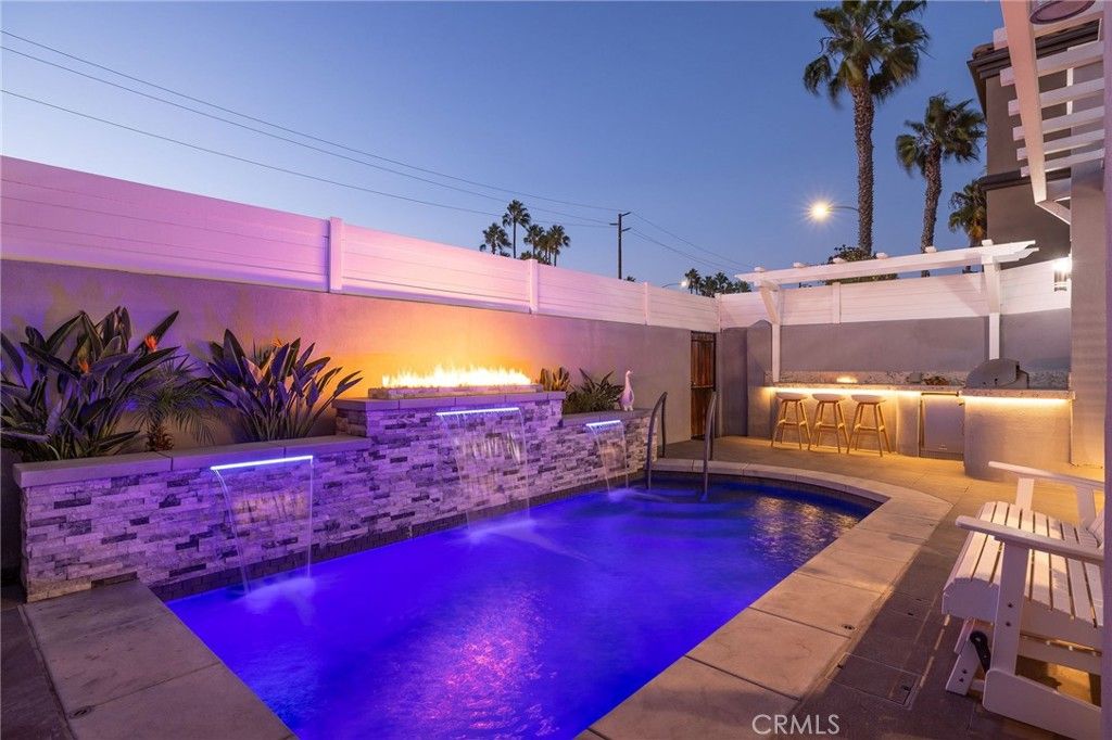 606 Goldenwest Street, Huntington Beach, CA 92648 — photo 2