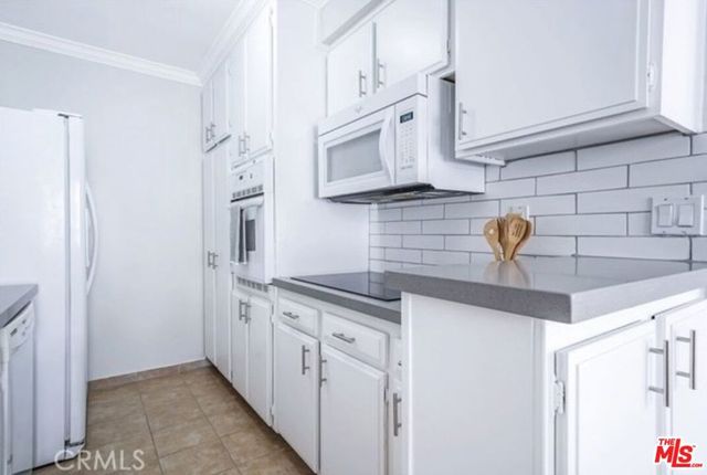 914 Lincoln Boulevard 302, Santa Monica, CA 90403