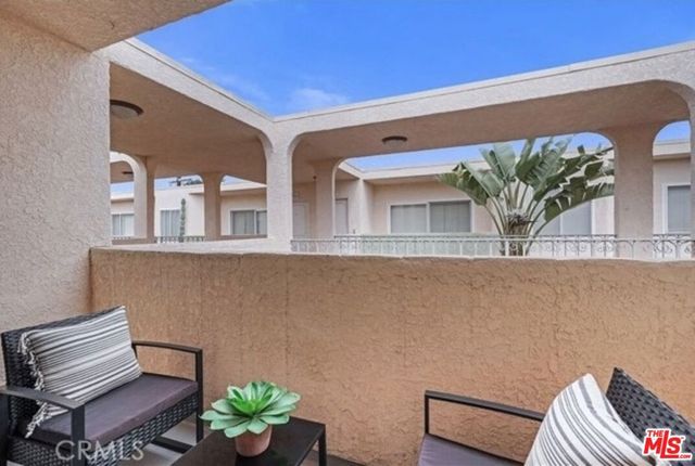 914 Lincoln Boulevard 302, Santa Monica, CA 90403