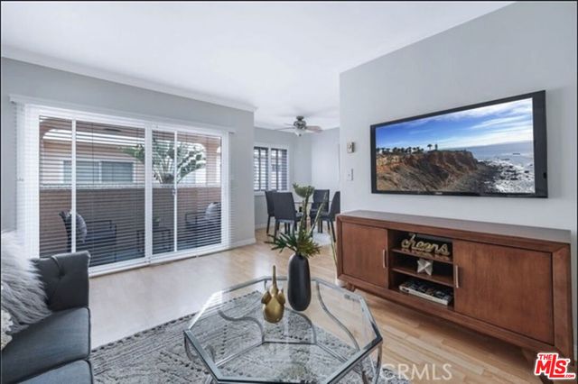 914 Lincoln Boulevard 302, Santa Monica, CA 90403