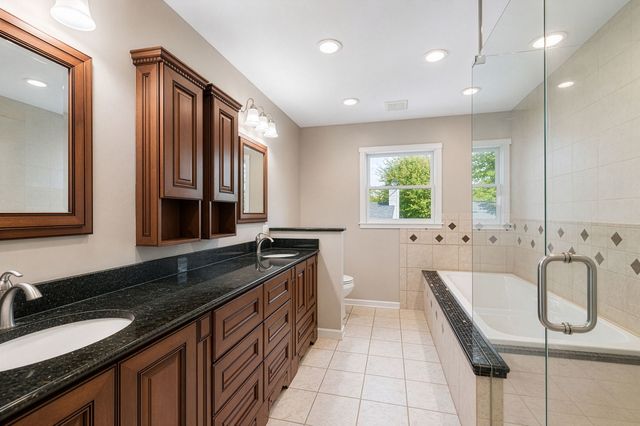 146 Feece Drive, Batavia, IL 60510