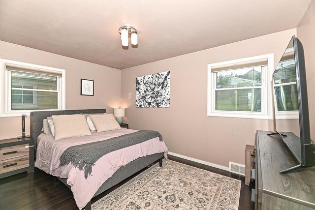 2834 S 57th STREET, Milwaukee, WI 53219