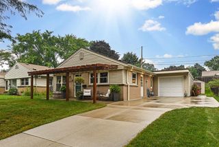 2834 S 57th STREET, Milwaukee, WI 53219