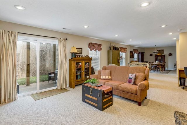 2344 Castle Pines Court, Hamilton, OH 45013