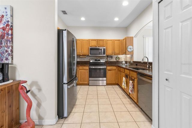 3007 BELLFLOWER WAY, Lakeland, FL 33811