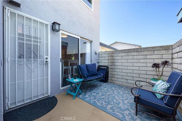 16518 Le Grande Lane, Huntington Beach, CA 92649