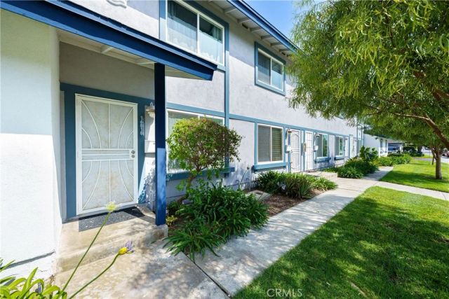 16518 Le Grande Lane, Huntington Beach, CA 92649