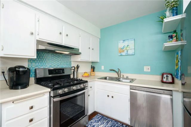 16518 Le Grande Lane, Huntington Beach, CA 92649