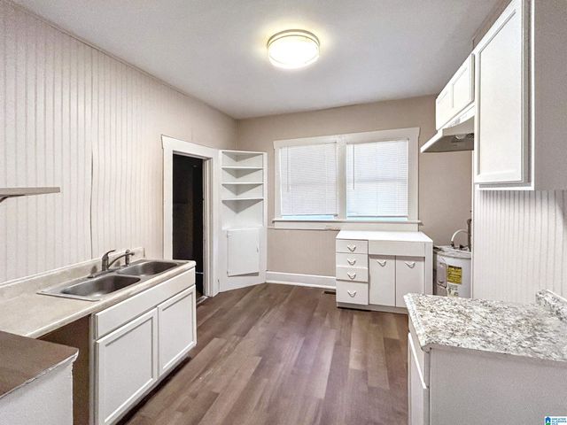 2304 22ND STREET, Birmingham, AL 35208