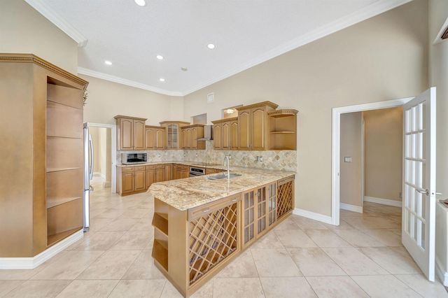 6420 NW 41st Street, Coral Springs, FL 33067