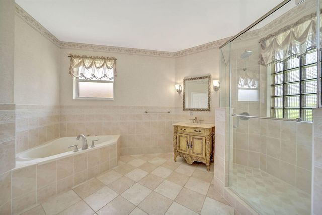6420 NW 41st Street, Coral Springs, FL 33067