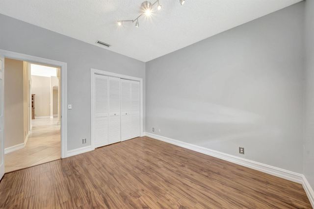 6420 NW 41st Street, Coral Springs, FL 33067