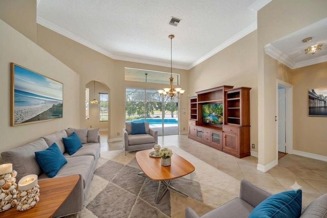 6420 NW 41st Street, Coral Springs, FL 33067