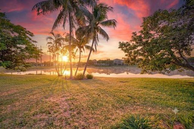 6420 NW 41st Street, Coral Springs, FL 33067