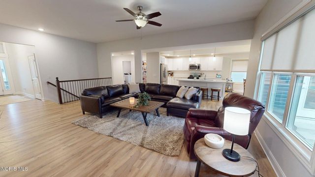 1578 Henline Way, Waterville, OH 43566