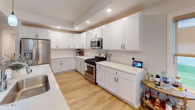 1578 Henline Way, Waterville, OH 43566