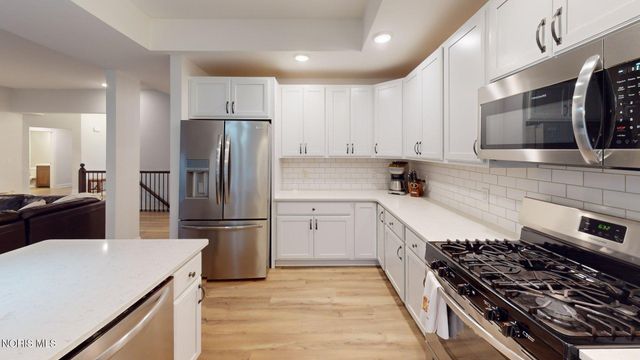 1578 Henline Way, Waterville, OH 43566