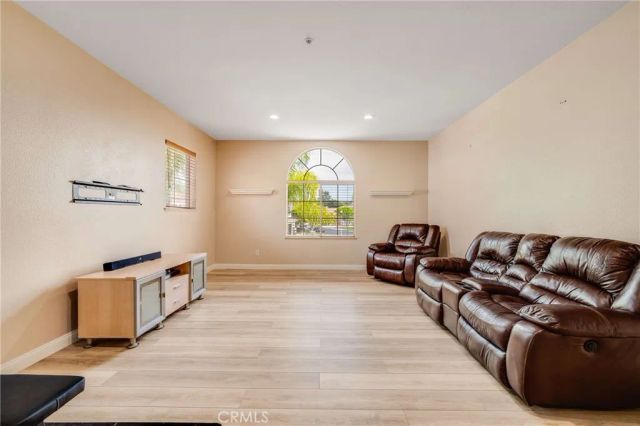6137 Ridgemont, La Verne, CA 91750
