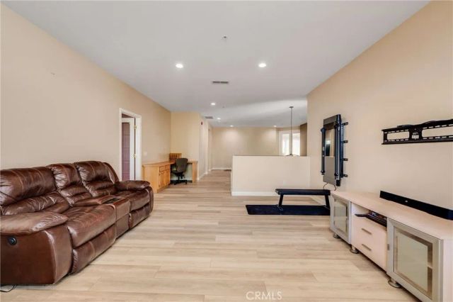6137 Ridgemont, La Verne, CA 91750