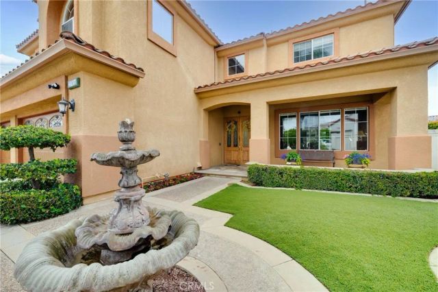 6137 Ridgemont, La Verne, CA 91750