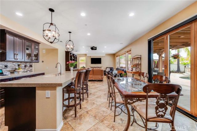 6137 Ridgemont, La Verne, CA 91750