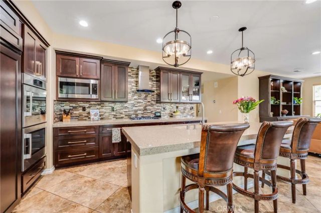 6137 Ridgemont, La Verne, CA 91750