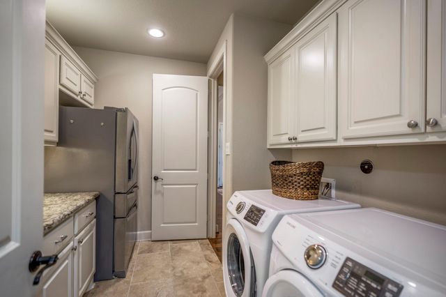 111 Mountain Laurel Drive, Montgomery, TX 77316