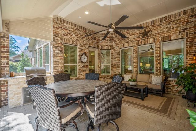 111 Mountain Laurel Drive, Montgomery, TX 77316