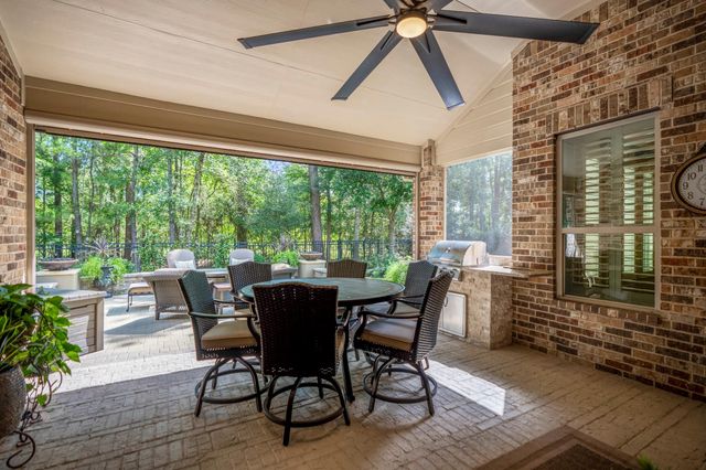 111 Mountain Laurel Drive, Montgomery, TX 77316