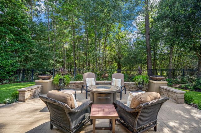 111 Mountain Laurel Drive, Montgomery, TX 77316