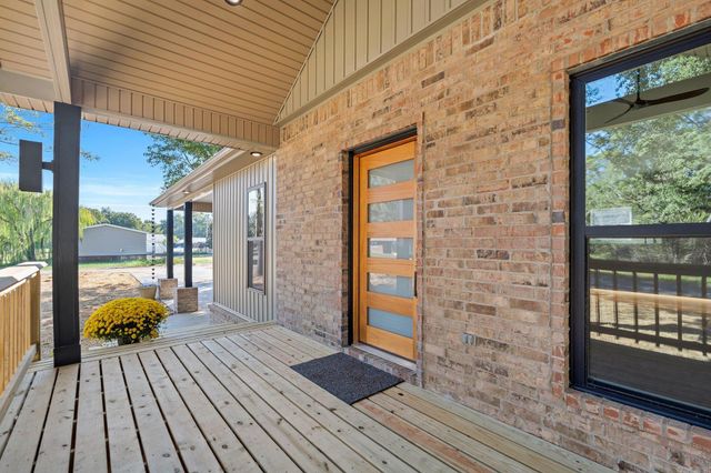 301 Dogwood, Caraway, AR 72419