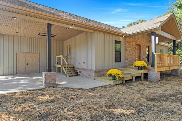 301 Dogwood, Caraway, AR 72419