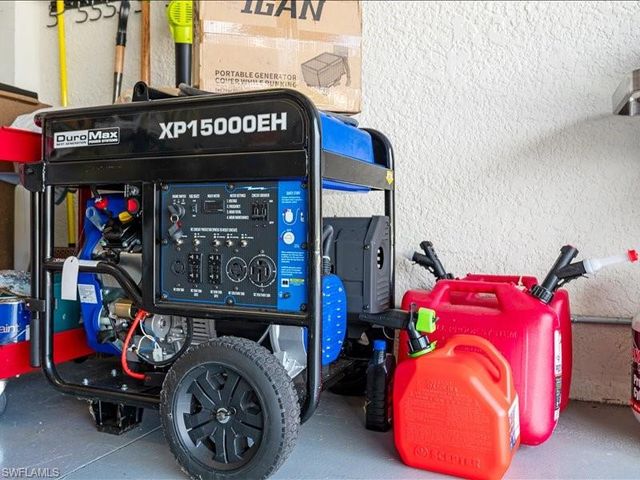 2624 Anguilla DR, Cape Coral, FL 33991