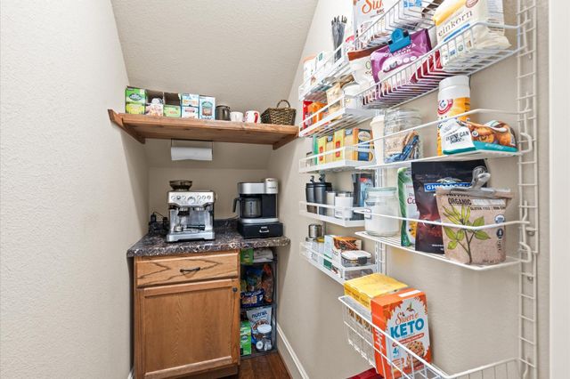 110 Monterrey Bend, Montgomery, TX 77316