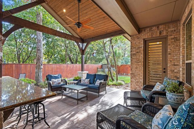 110 Monterrey Bend, Montgomery, TX 77316